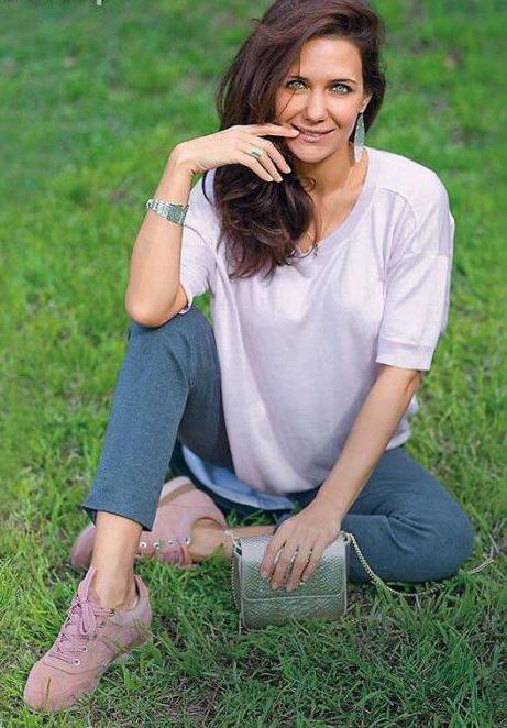 Porno onlayn erkaklar cum suv mushuk Porno kirlarni yuvadi