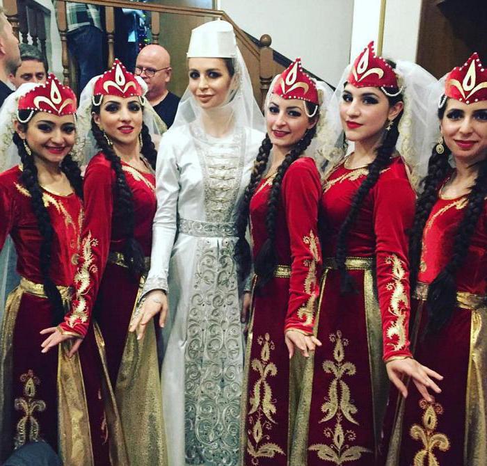 Секс әдемі, нәзік және құмарлық.