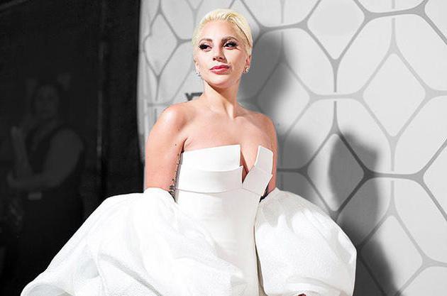 Мен қызымды жыныстық қатынасқа түсуге көндірдім. Жалаңаш адамдар душта жуылады