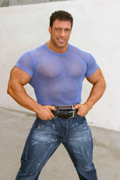 Әйелдердің бодибилдинг секс