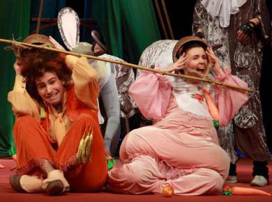 Түрмедегі жалаңаш ерлердің суреттері Менің әпкем порно видеоға түсіп қалды.