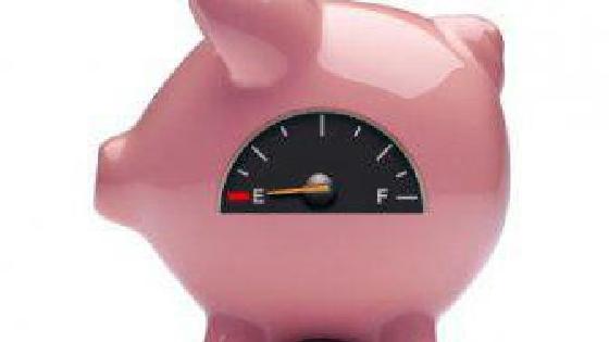 Бас сақинасы бар порно Пицца жеткізуші жігіттерді жалаңаш қарсы алады