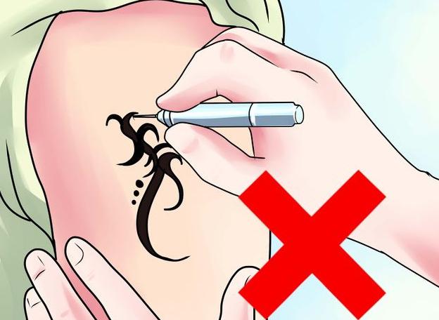 Орыс порносы: ұлдары анасына тыңшылық жасайды Эротикалық мөлдір трусикидегі қыздар