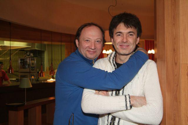 Rus tilida poezdlarda toliq metrajli pornografik filmlar Sex with a Caucasian Beauty ni onlayn tomosha qiling