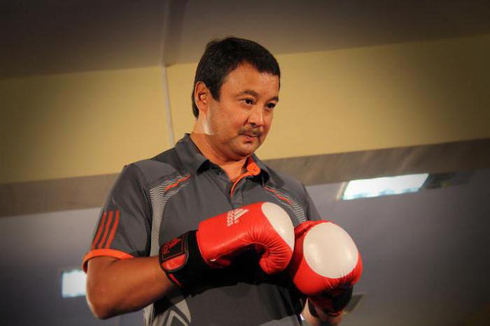 Серік Қонақбаев кеңестік боксшы және саясаткер: өмірбаяны