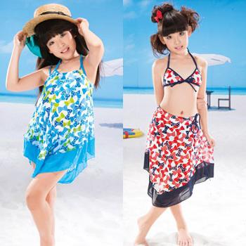 Көшеде жарқылдаған әйелдердің порнографиялық суреттері