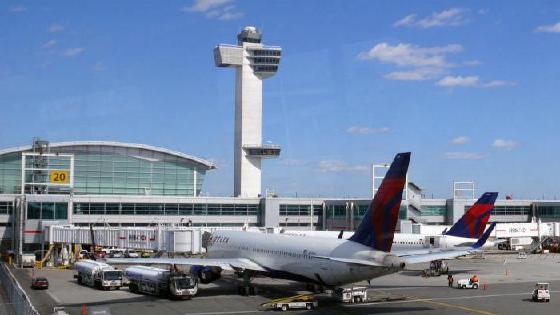 索契机场阿德勒机场 - 两个名称一个地方